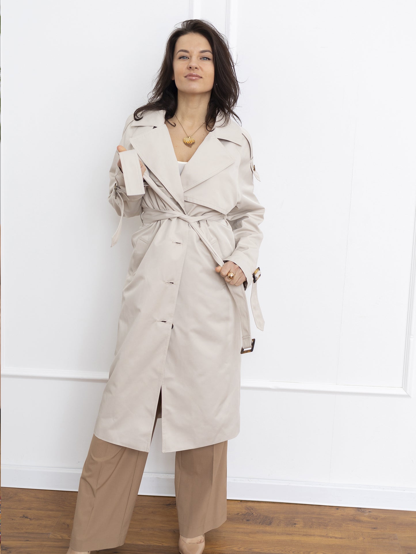 Double-breasted water-resistant Gun Flap Trench Coat, Milk