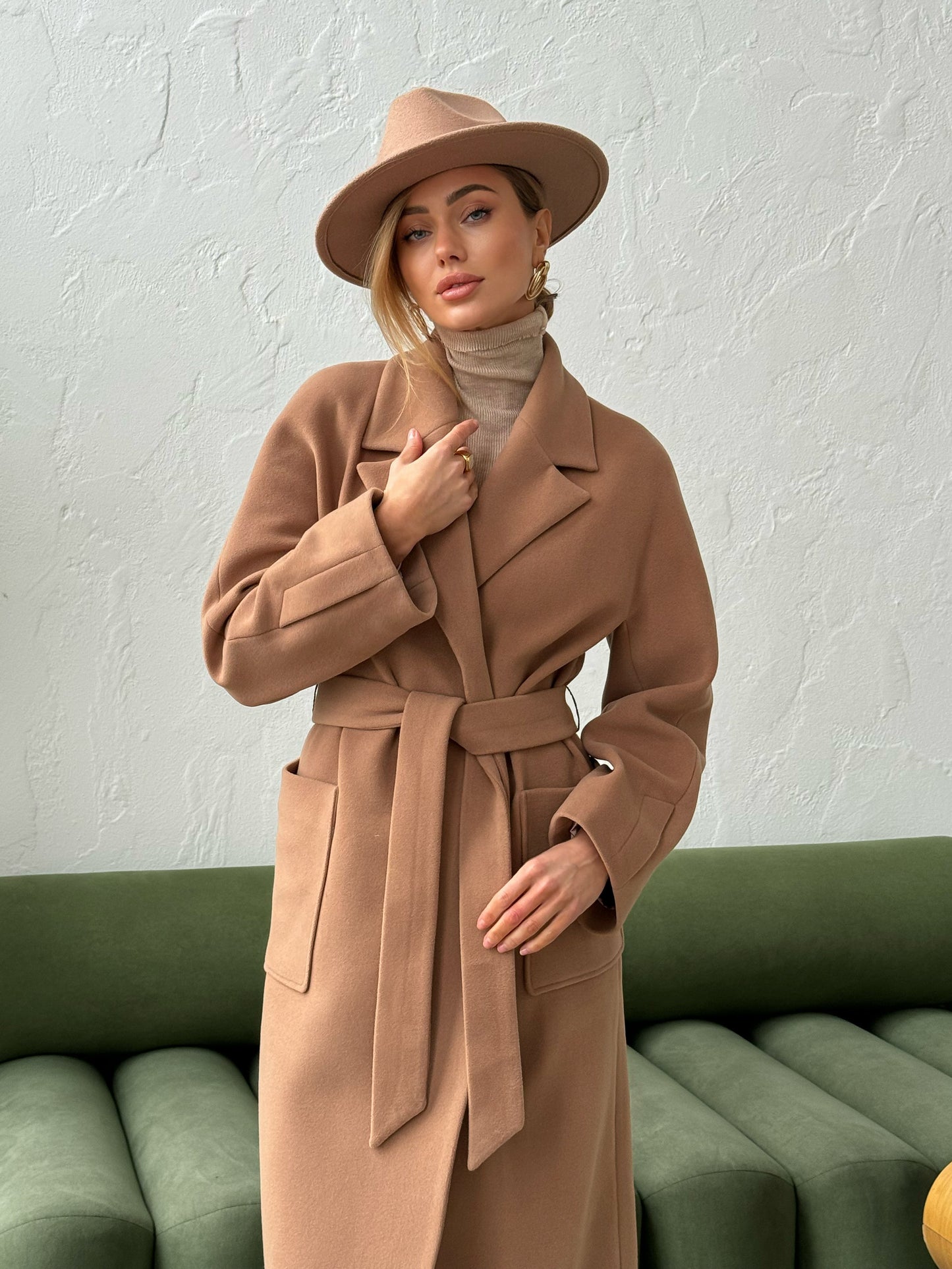 Double-breasted long coat with patch pockets, camel